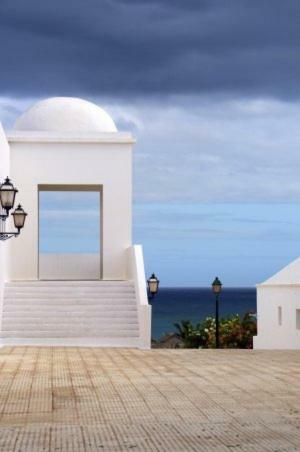 Chromotheraphy Cerca Del Mar Costa Teguise Exterior photo